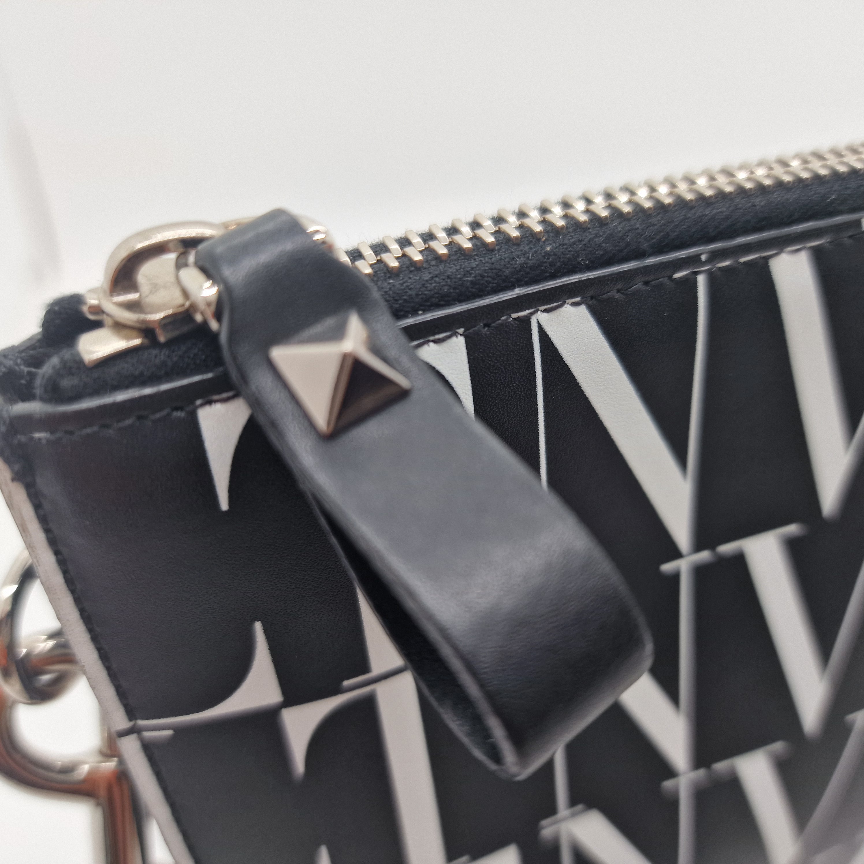 Valentino Garavani VLTN
