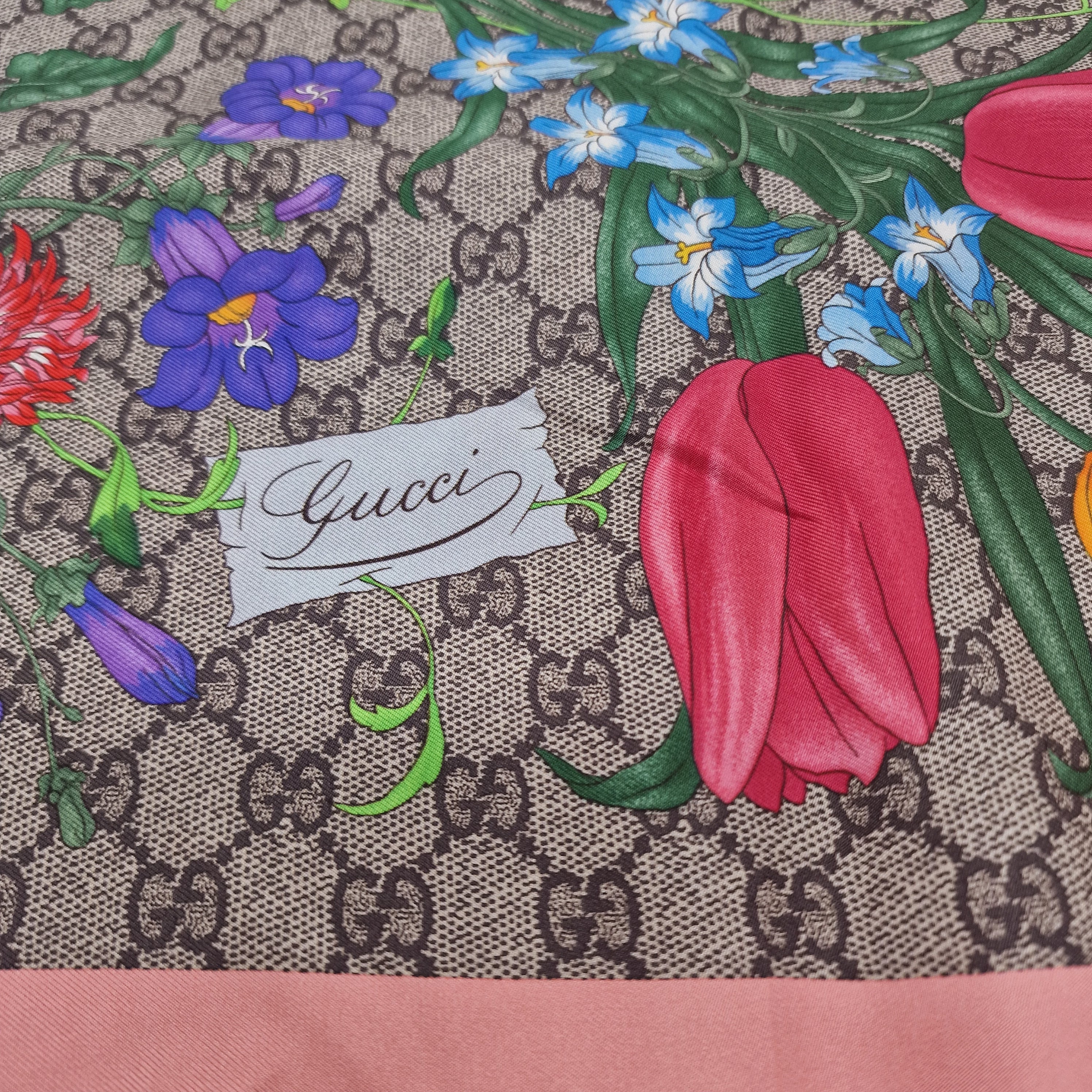 Foulard flora GG